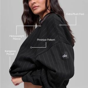 Alo Yoga Pinstripe Hoodie Black Striped Pullover Unisex Size Medium NEW